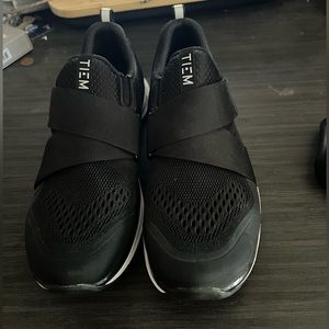 TIEM slipstream black cycle shoes